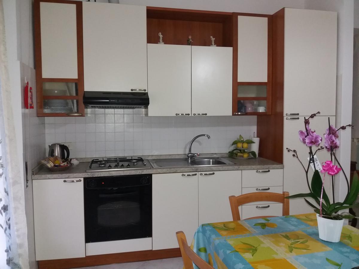 Appartamentino Nadia Монтероссо-аль-Маре Экстерьер фото